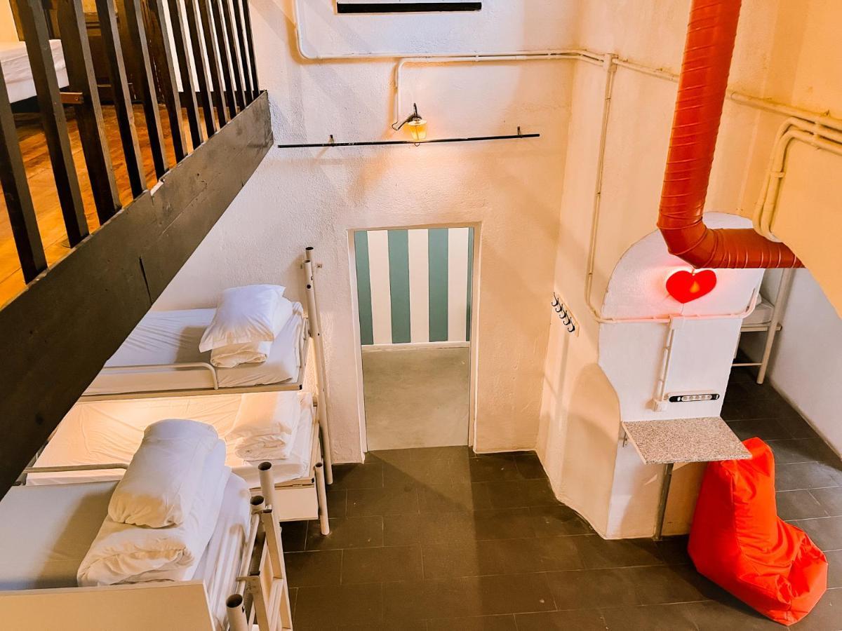 Safestay Lisbon Bairro Alto Eksteriør bilde